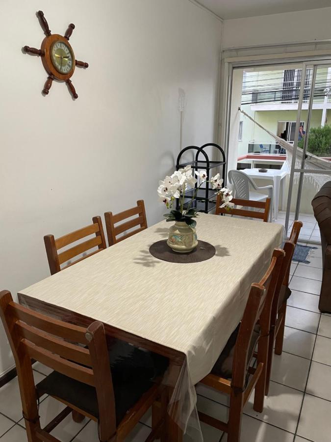 Lindo apartamento super completo em Meia Praia, 100 metros do mar e 10 quadras do centro Itapema Exterior foto